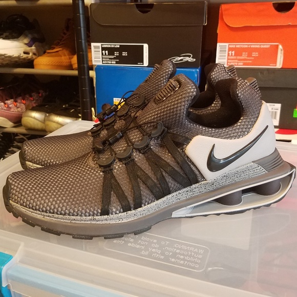 Nike Other - New Size 11 Nike Shox Gravity